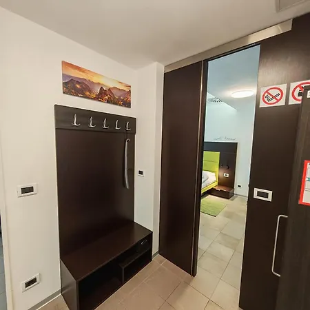 Klara Apartment *