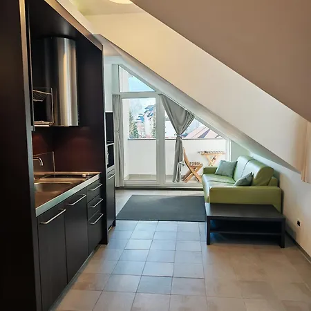 Apartment Klara * 크라니스카고라